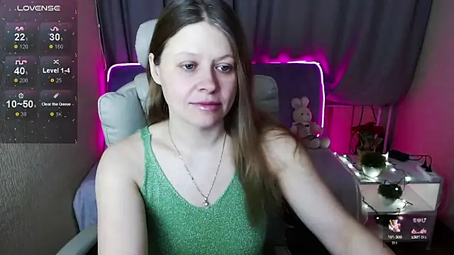 Snapshot of alekasamui chatting on February 2025 12:32:01 AM alekasamui online show from February 2025 12:32:01 AM