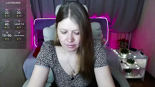 Snapshot of alekasamui chatting on March 2025 12:15:01 AM alekasamui online show from March 2025 12:15:01 AM