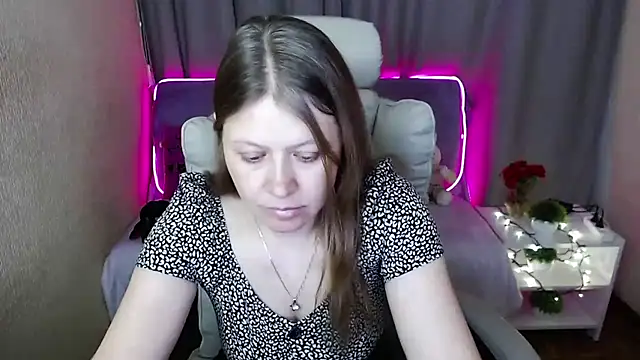 Snapshot of alekasamui chatting on March 2025 01:37:01 AM alekasamui online show from March 2025 01:37:01 AM