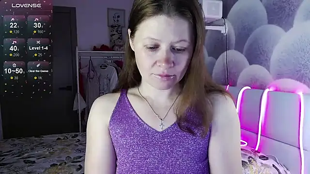 Snapshot of alekasamui chatting on October 2025 11:22:02 PM alekasamui online show from October 2025 11:22:02 PM