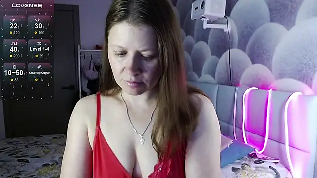 Snapshot of alekasamui chatting on October 2025 07:50:01 AM alekasamui online show from October 2025 07:50:01 AM