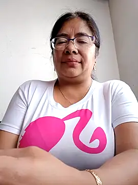   valentina18 online show from December 2024 04:21:02 PM