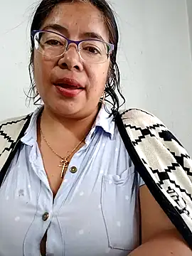   valentina18 online show from December 2024 01:17:01 PM