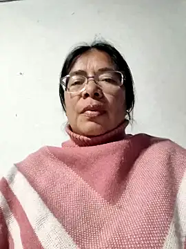   valentina18 online show from November 2025 01:28:02 AM