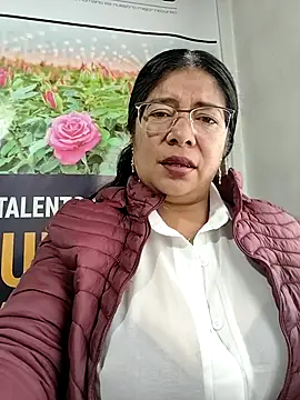   valentina18 online show from February 2026 01:15:01 PM