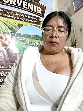   valentina18 online show from March 2026 01:03:02 PM