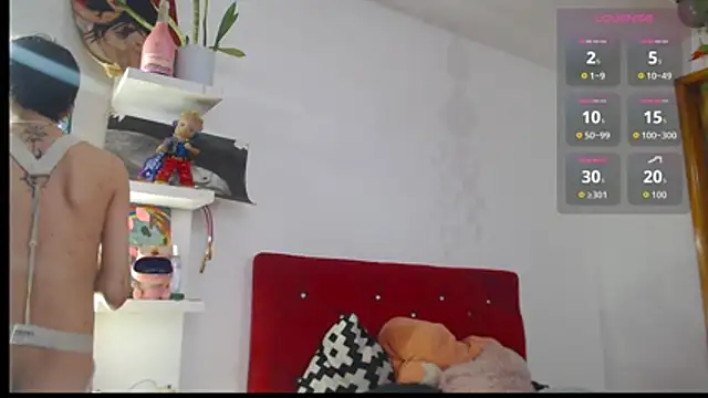 LAICK 01 online show from February 2026 12:18:02 AM