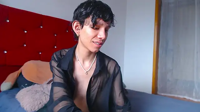 LAICK 01 online show from March 2026 08:37:02 PM