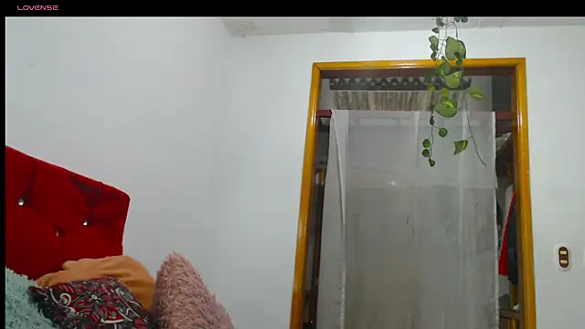 LAICK 01 online show from April 2026 05:11:01 AM