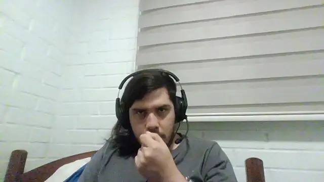 hung weeb online show from April 2026 02:31:01 AM