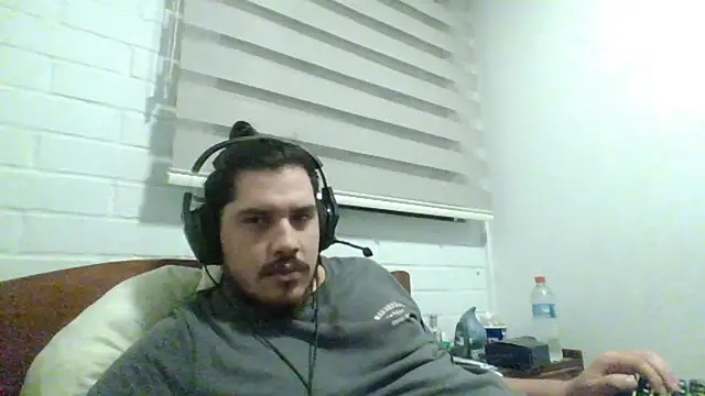 hung weeb online show from April 2026 03:37:01 AM