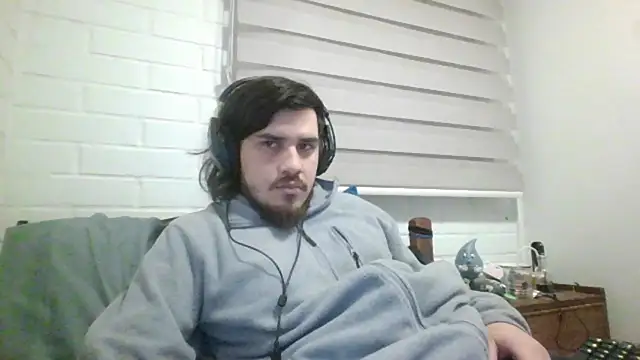 Snapshot of hung_weeb chatting on August 2026 02:32:02 AM hung weeb online show from August 2026 02:32:02 AM