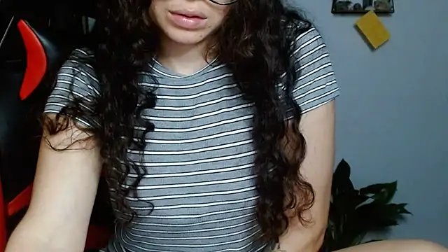 Nikkykora15 online show from February 2025 02:42:02 AM