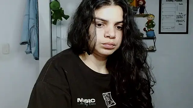 Nikkykora15 online show from October 2025 01:26:01 AM