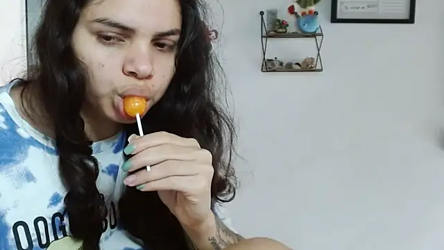 Nikkykora15 online show from November 2025 07:49:02 PM