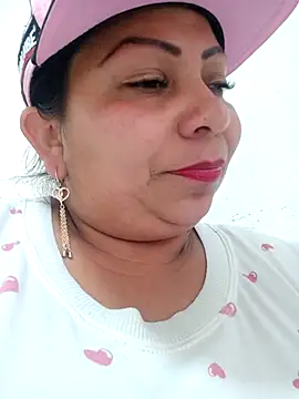 Snapshot of Alyona21 chatting on March 2026 10:14:01 PM Alyona21 online show from March 2026 10:14:01 PM