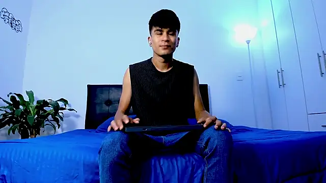 Eiden allenx online show from December 2024 09:39:02 AM