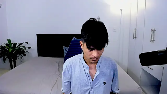 Eiden allenx online show from January 2025 11:25:01 AM