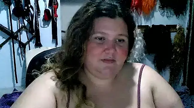 Snapshot of squirt322bbw chatting on January 2025 12:28:01 AM squirt322bbw online show from January 2025 12:28:01 AM