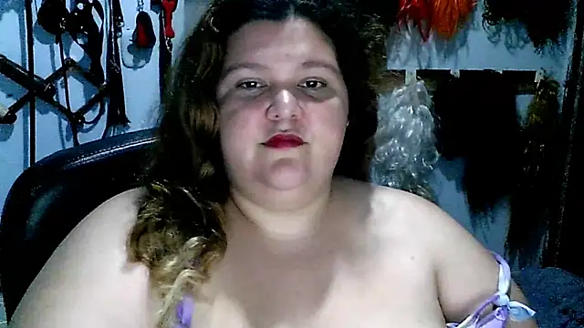 Snapshot of squirt322bbw chatting on February 2025 06:28:01 PM squirt322bbw online show from February 2025 06:28:01 PM