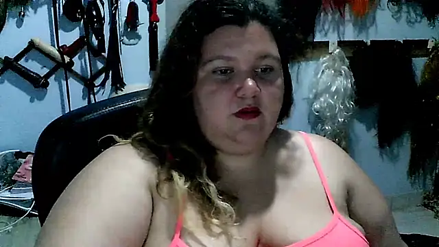 Snapshot of squirt322bbw chatting on February 2025 11:46:02 PM squirt322bbw online show from February 2025 11:46:02 PM