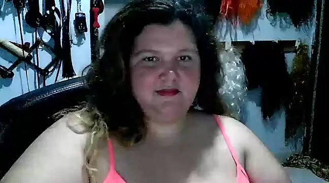 Snapshot of squirt322bbw chatting on March 2025 03:22:01 AM squirt322bbw online show from March 2025 03:22:01 AM