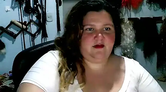 Snapshot of squirt322bbw chatting on March 2025 07:38:01 PM squirt322bbw online show from March 2025 07:38:01 PM