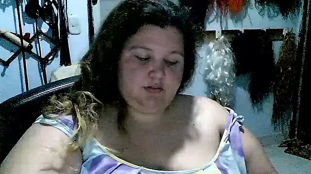Snapshot of squirt322bbw chatting on March 2025 05:29:01 PM squirt322bbw online show from March 2025 05:29:01 PM