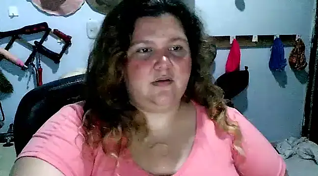 Snapshot of squirt322bbw chatting on March 2025 03:22:02 AM squirt322bbw online show from March 2025 03:22:02 AM