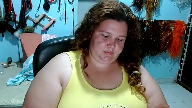 Snapshot of squirt322bbw chatting on September 2025 09:15:01 PM squirt322bbw online show from September 2025 09:15:01 PM