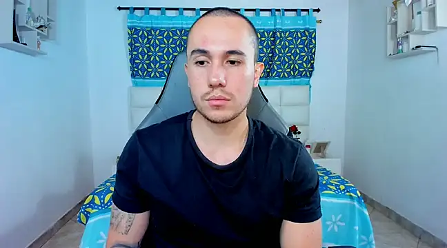 juan  jimenez online show from February 2025 11:36:02 PM