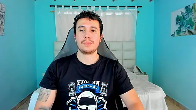 Snapshot of juan__jimenez chatting on May 2026 03:52:01 PM juan jimenez online show from May 2026 03:52:01 PM