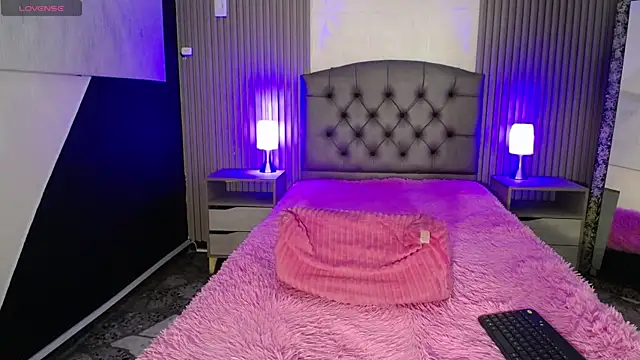 cheryl hs online show from September 2025 02:44:02 AM