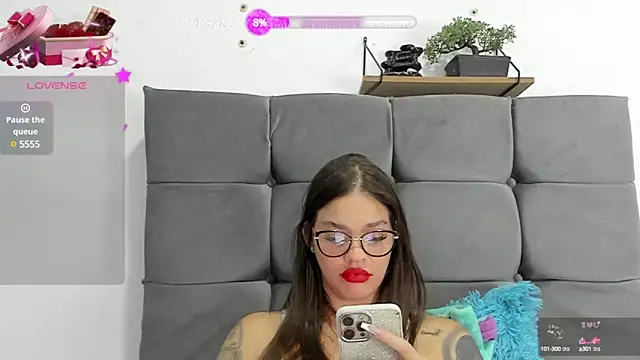 zoe69x online show from January 2025 05:05:02 AM