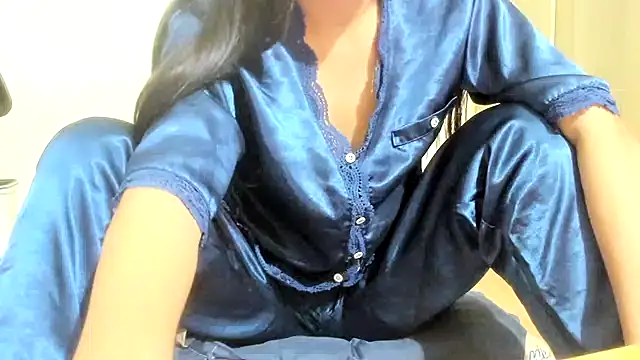 Snapshot of Beauty_Asian_Tina chatting on January 2025 04:05:01 PM Beauty Asian Tina online show from January 2025 04:05:01 PM