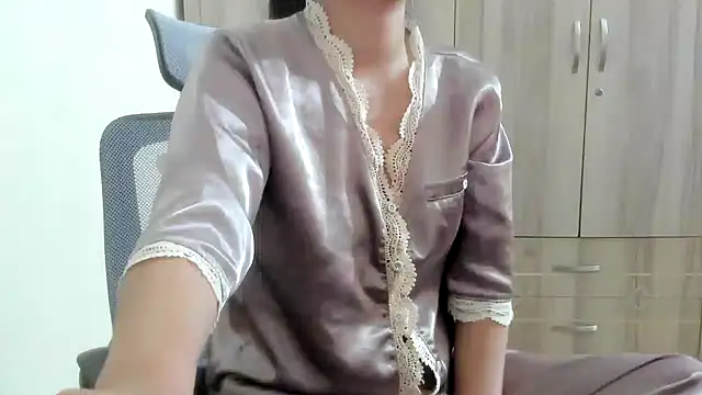 Snapshot of Beauty_Asian_Tina chatting on February 2025 02:54:02 PM Beauty Asian Tina online show from February 2025 02:54:02 PM
