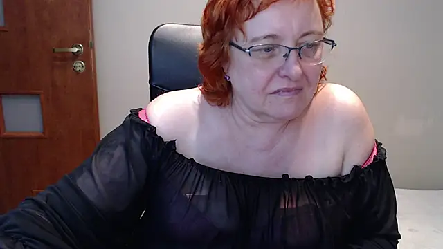 JoannaAndNeighbour online show from December 2024 02:22:01 PM