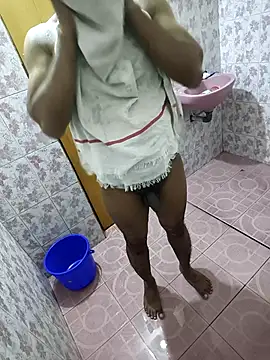 naughtyyboyfriend online show from December 2025 01:05:01 PM