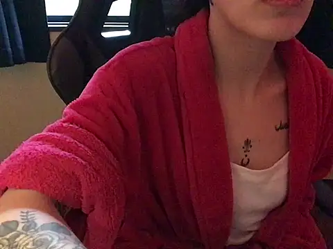 Snapshot of YumieCp chatting on March 2025 11:28:02 PM YumieCp online show from March 2025 11:28:02 PM