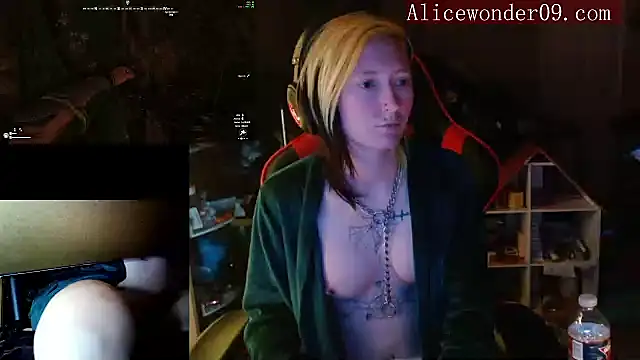 alicewonder09 online show from December 2024 08:59:01 AM