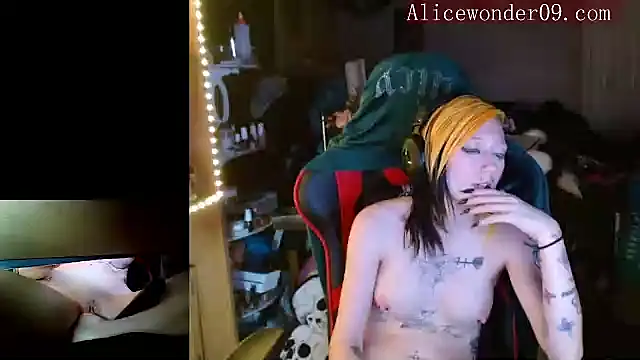 alicewonder09 online show from December 2024 10:40:02 AM