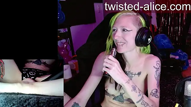 alicewonder09 online show from April 2026 03:12:01 AM