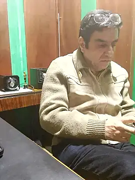 FernandoReuterG online show from January 2026 01:20:02 AM