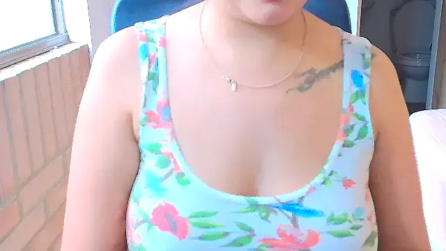 sara2520 online show from February 2026 06:55:02 PM