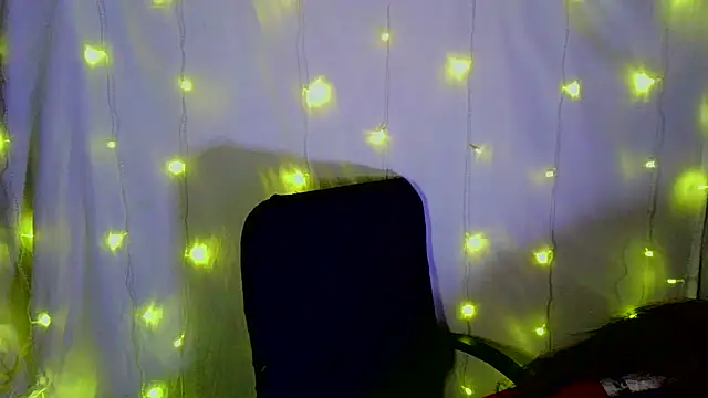 Victoria Marks online show from November 2025 10:30:02 PM