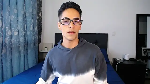 aodaboyyy online show from December 2024 10:01:01 PM