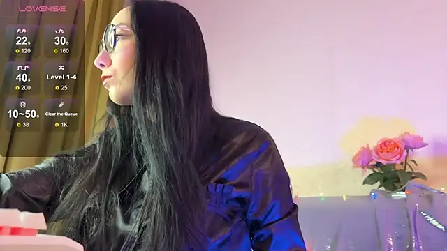 Jinhee Noir online show from December 2025 10:42:01 AM