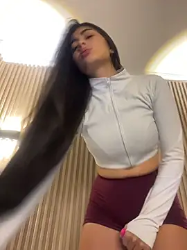 Snapshot of Sarasanders_4 chatting on October 2025 03:18:02 AM Sarasanders 4 online show from October 2025 03:18:02 AM