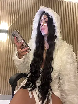 Snapshot of Sarasanders_4 chatting on October 2025 03:45:02 AM Sarasanders 4 online show from October 2025 03:45:02 AM