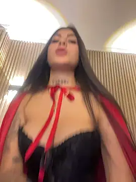 Snapshot of Sarasanders_4 chatting on October 2025 02:03:02 AM Sarasanders 4 online show from October 2025 02:03:02 AM